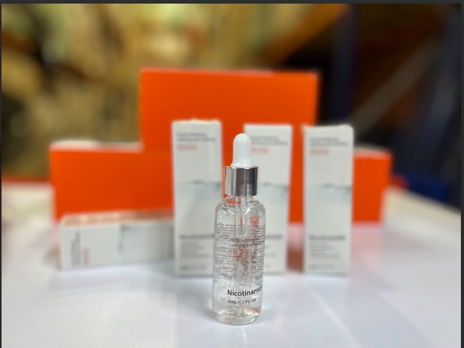 Miniatura 2 de SERUM FACIAL HIDRATANTE
